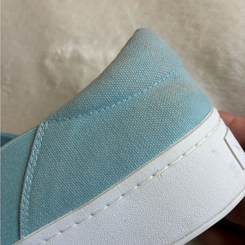 Vince Light Blue Slip-On sneakers Featurlng a thick‎ white rubber, textile upper